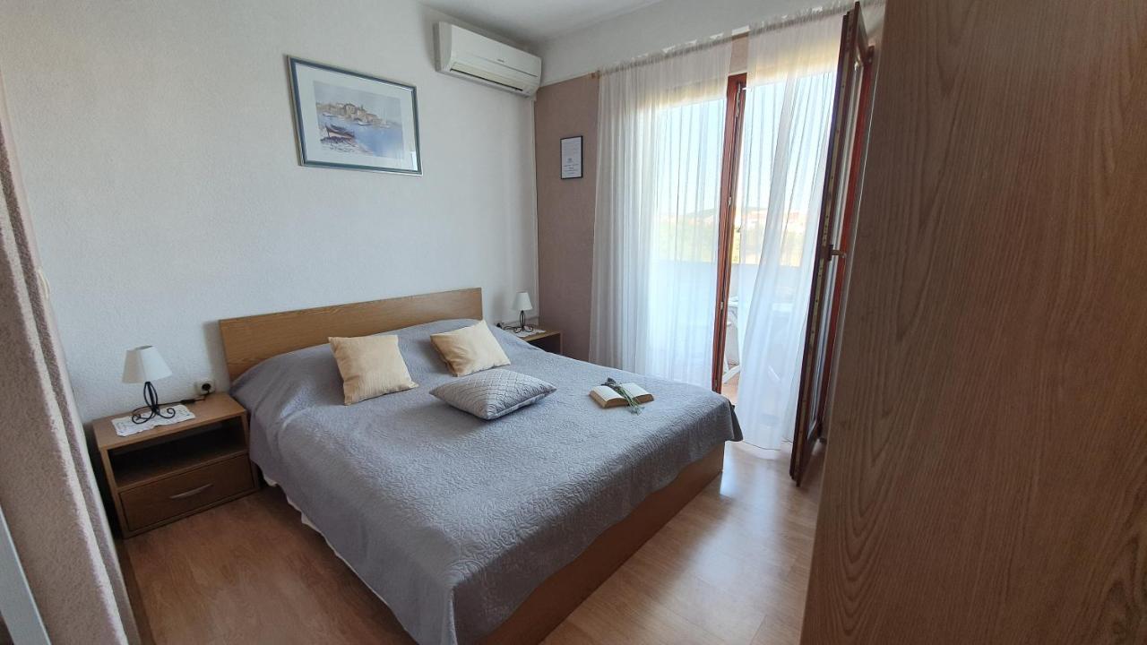 Apartments Sime Sukošan Kültér fotó