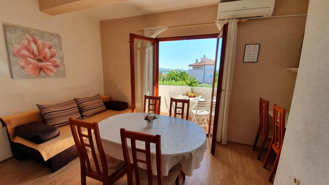 Apartments Sime Sukošan Kültér fotó