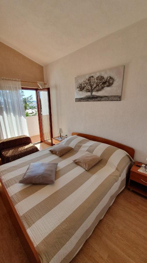 Apartments Sime Sukošan Kültér fotó